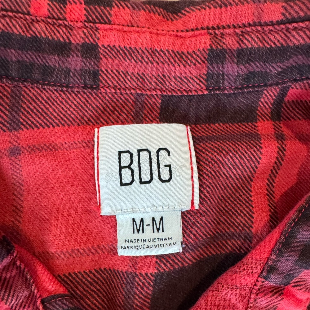 BDG Red Black Plaid Flannel Shirt Medium